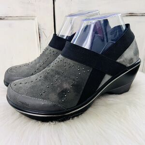 Jambu Cali-Studs Gray Leather Short Wedge Comfort Shoes - Size 7.5
